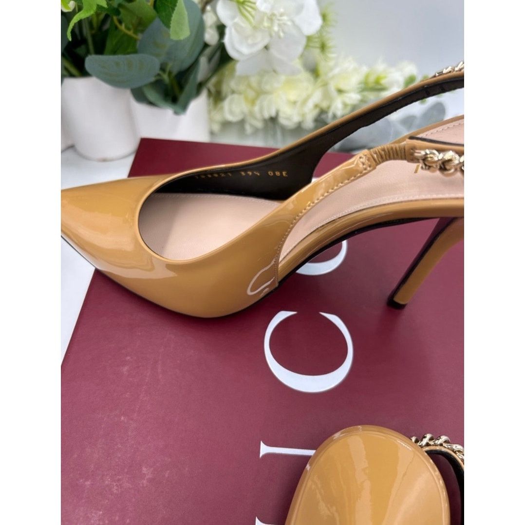 Gucci Gucci Signoria chain patent sling back pumps size 39.5 Size US 9.5 / IT 39.5 - 8 Thumbnail