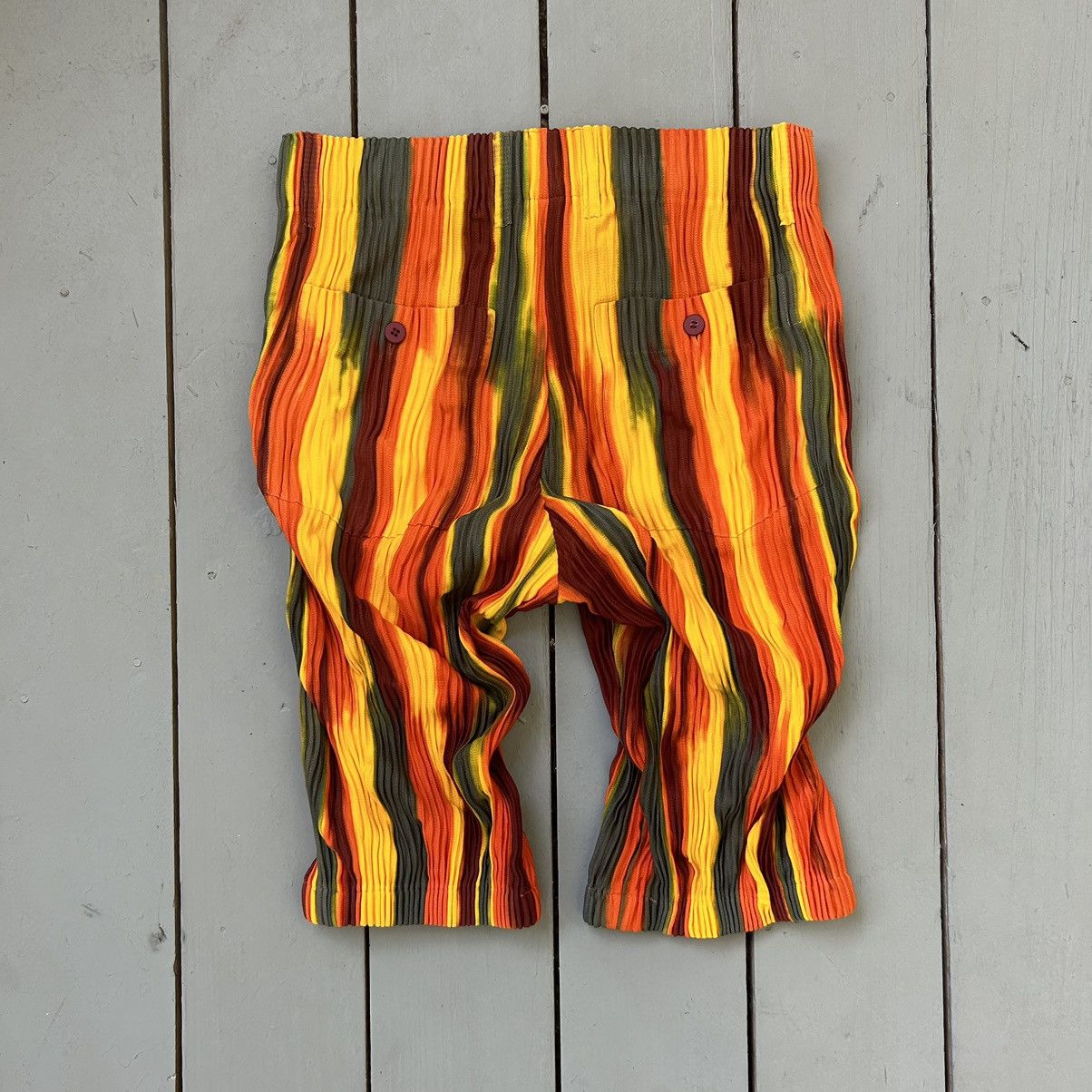 Issey Miyake Bleeding Stripe Pleated Short Size US 28 / EU 44 - 3 Thumbnail