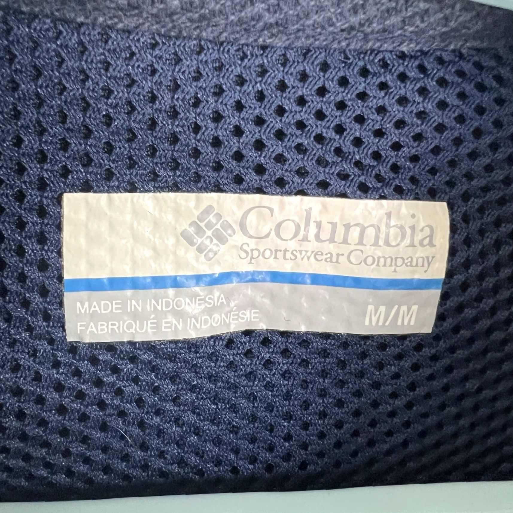 Vintage Columbia Polo Shirt PFG Embroidered Blue Mens Size M University shirt Size US M / EU 48-50 / 2 - 4 Thumbnail