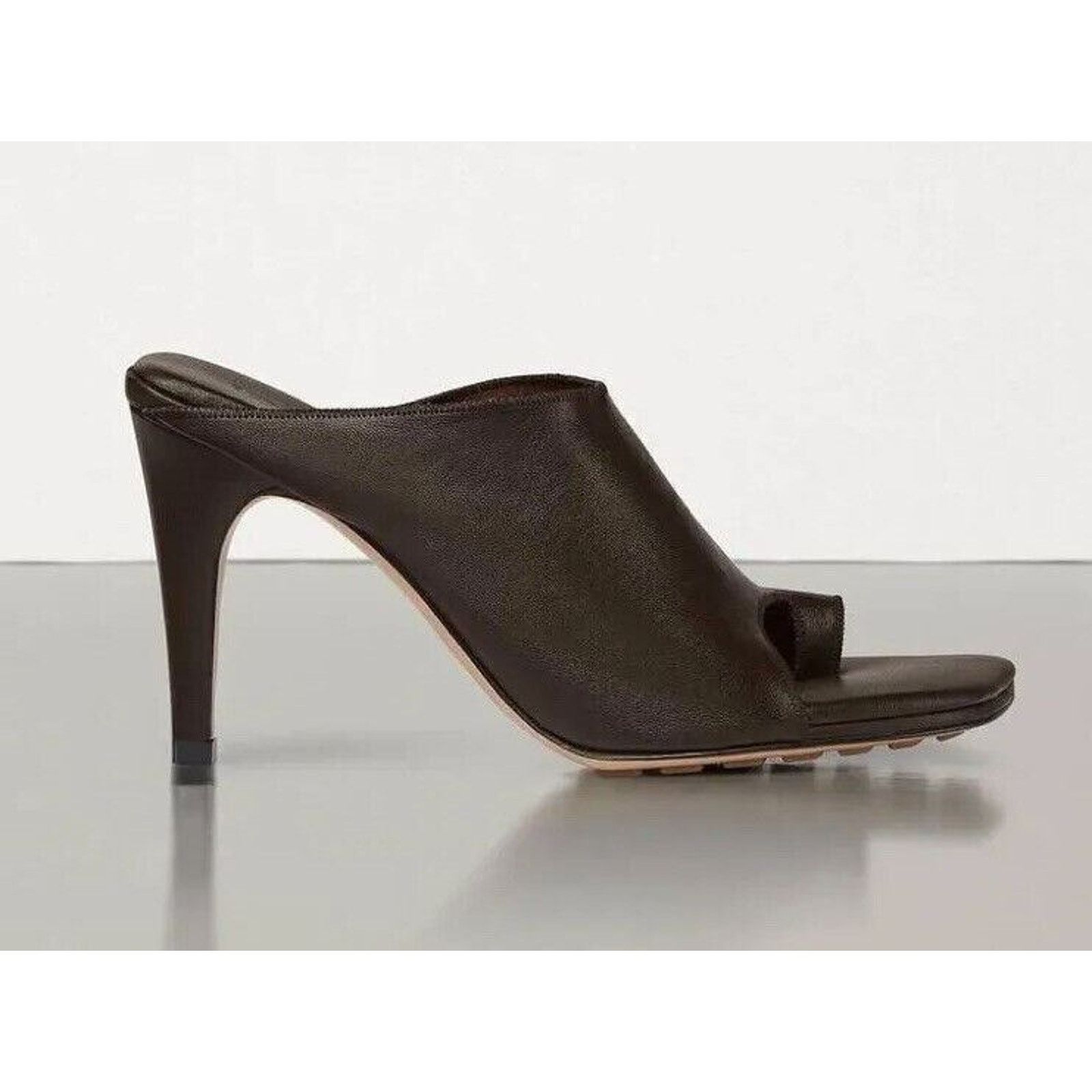 Bottega Veneta NIB $920 Bottega Veneta Leather Brown Shoes 9 US 618760 Size US 9 / IT 39 - 2 Thumbnail