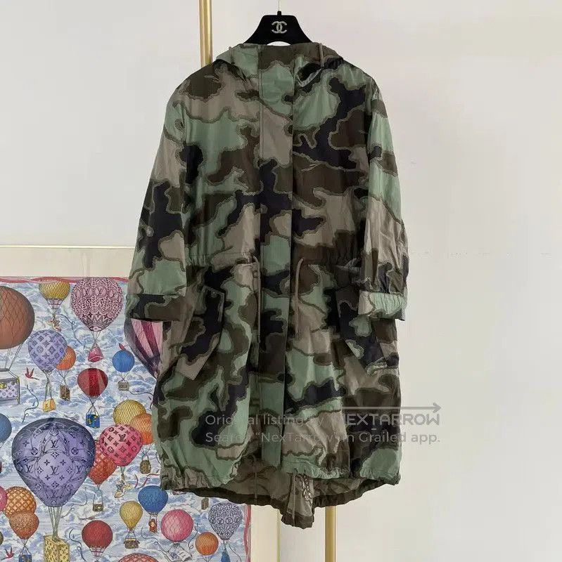 Valentino Valentino Green Camo Cotton Jacket for Women . Size L / US 10 / IT 46 - 1 Thumbnail