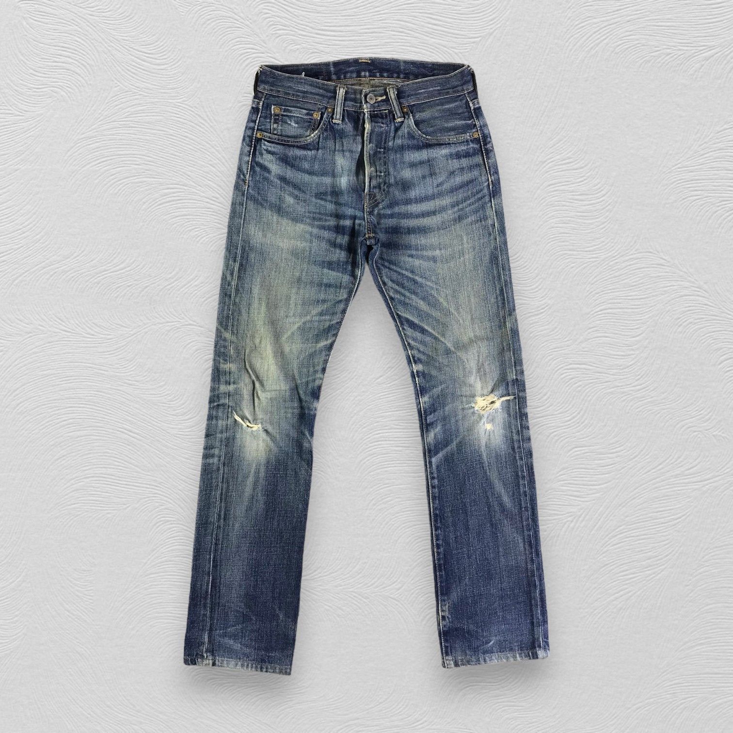Levi's Vintage Levis 501 Jeans Faded Blue Ripped Denim Size US 28 / EU 44 - 1 Thumbnail
