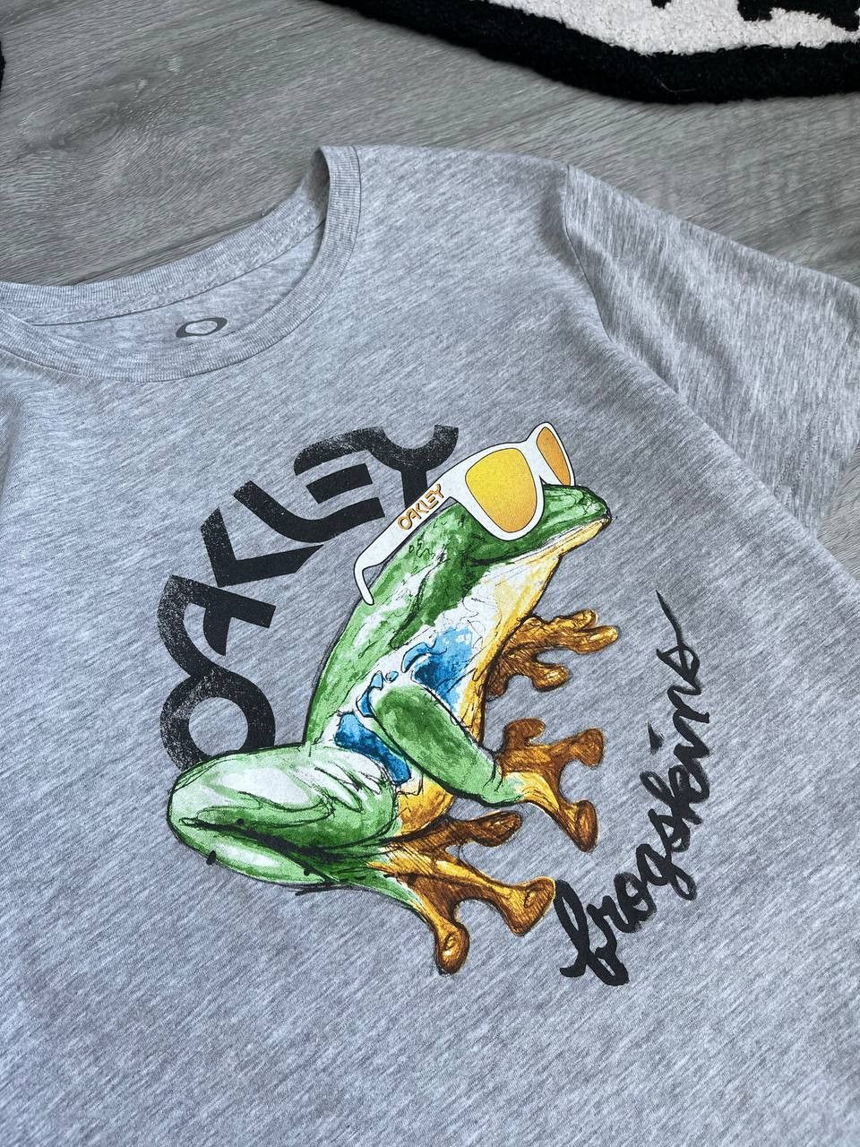 Oakley Vintage y2k Oakley frogs logo tee Size US S / EU 44-46 / 1 - 4 Thumbnail
