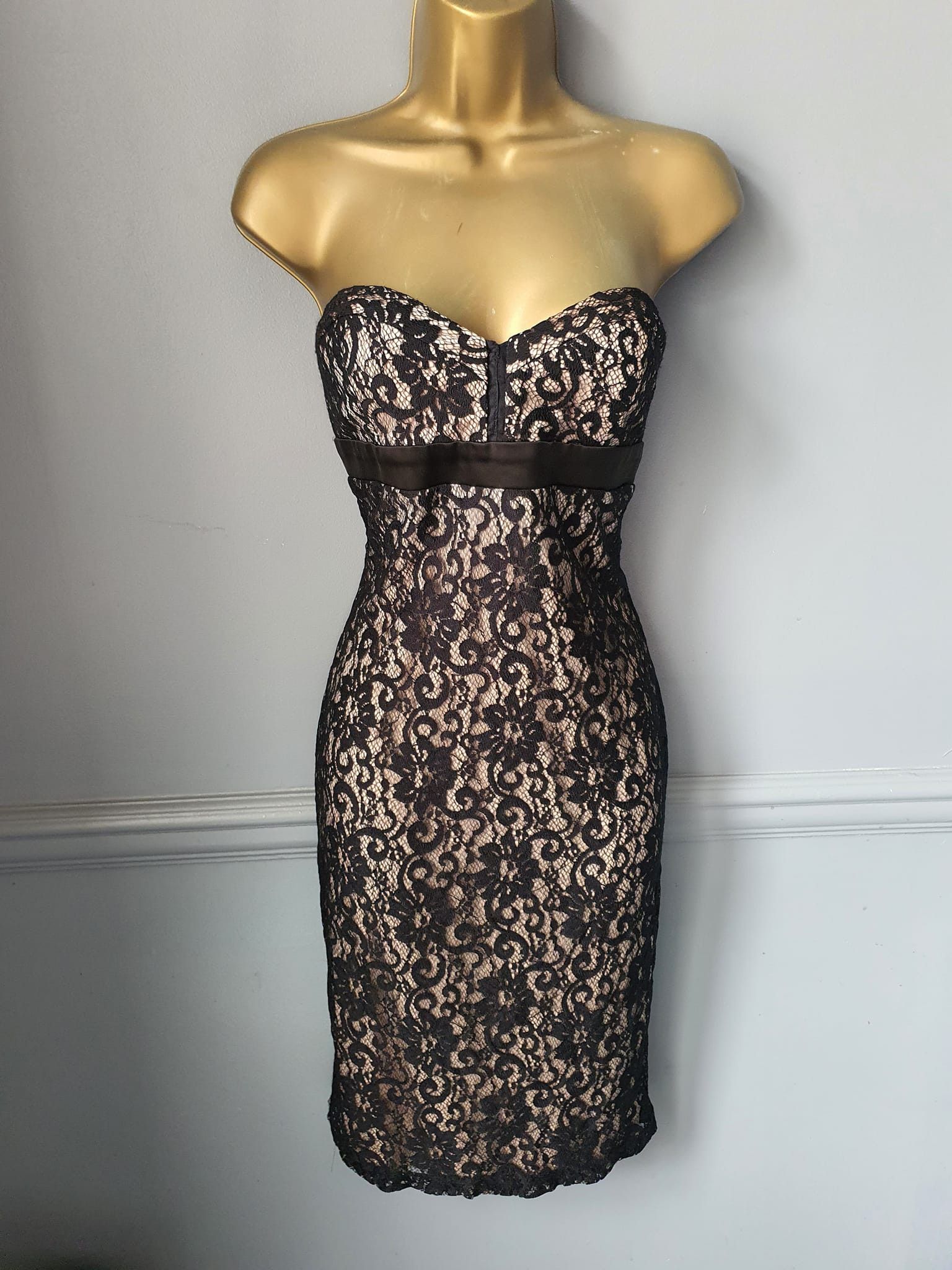 Alexia Admor for Victoria's Secret lace dress