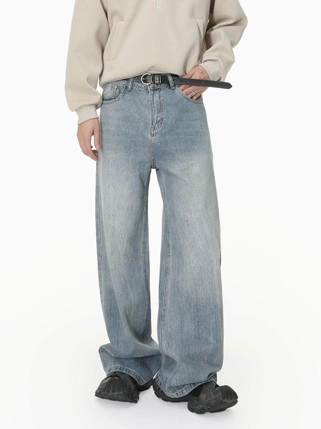Vintage Men's Vintage Loose Straight-Leg Jeans with Gradient Wash Size US 32 / EU 48 - 4 Thumbnail