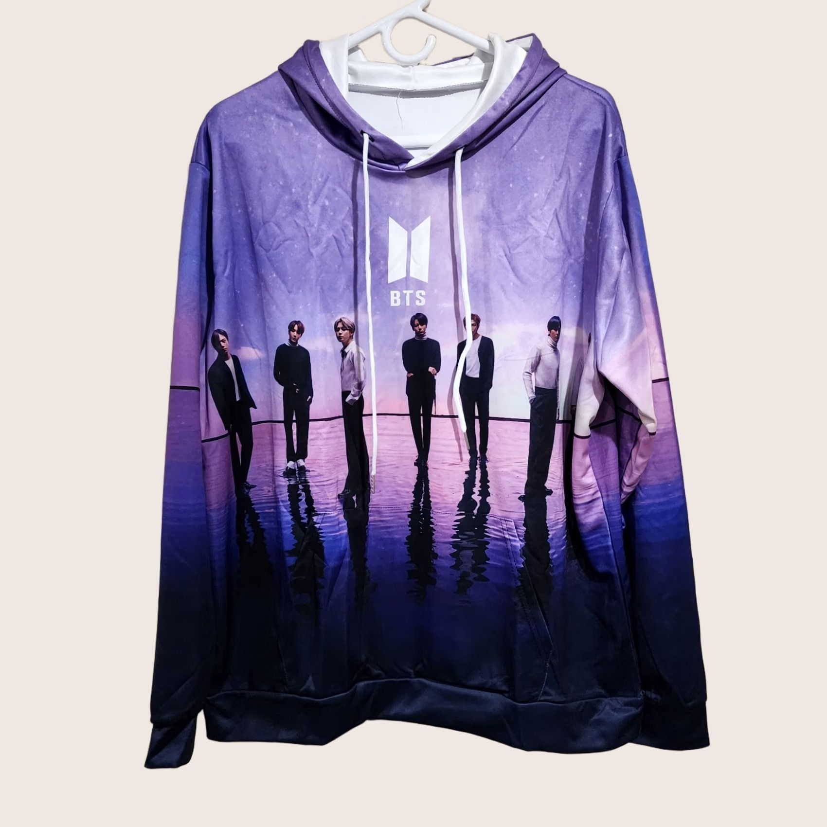 Pinko NWOT BTS Band Purple Pink Long Sleeve Hoodie Sweatshirt Ears Polyester Sz L Unisex Adults Pullover Hooded Regular Fit / Fall Winter Spring Shirt Size US L / EU 52-54 / 3 - 1 Thumbnail
