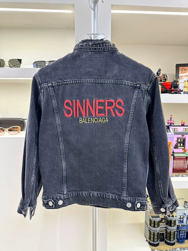 Balenciaga Balenciaga Sinners Jean jacket 2501-Nextarrow Size US S / EU 44-46 / 1 - 2 Thumbnail