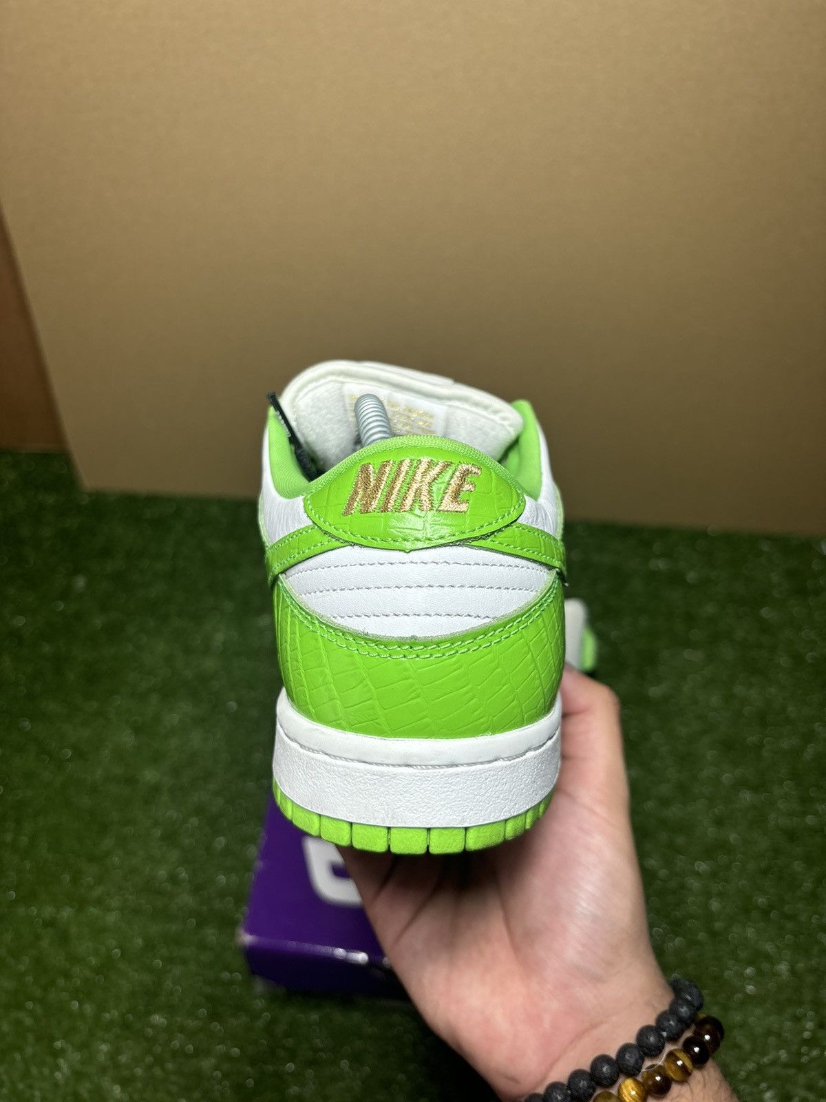 Nike SB × Supreme Nike sb supreme stars mean green 2021 Size US 8.5 / EU 41-42 - 9 Thumbnail