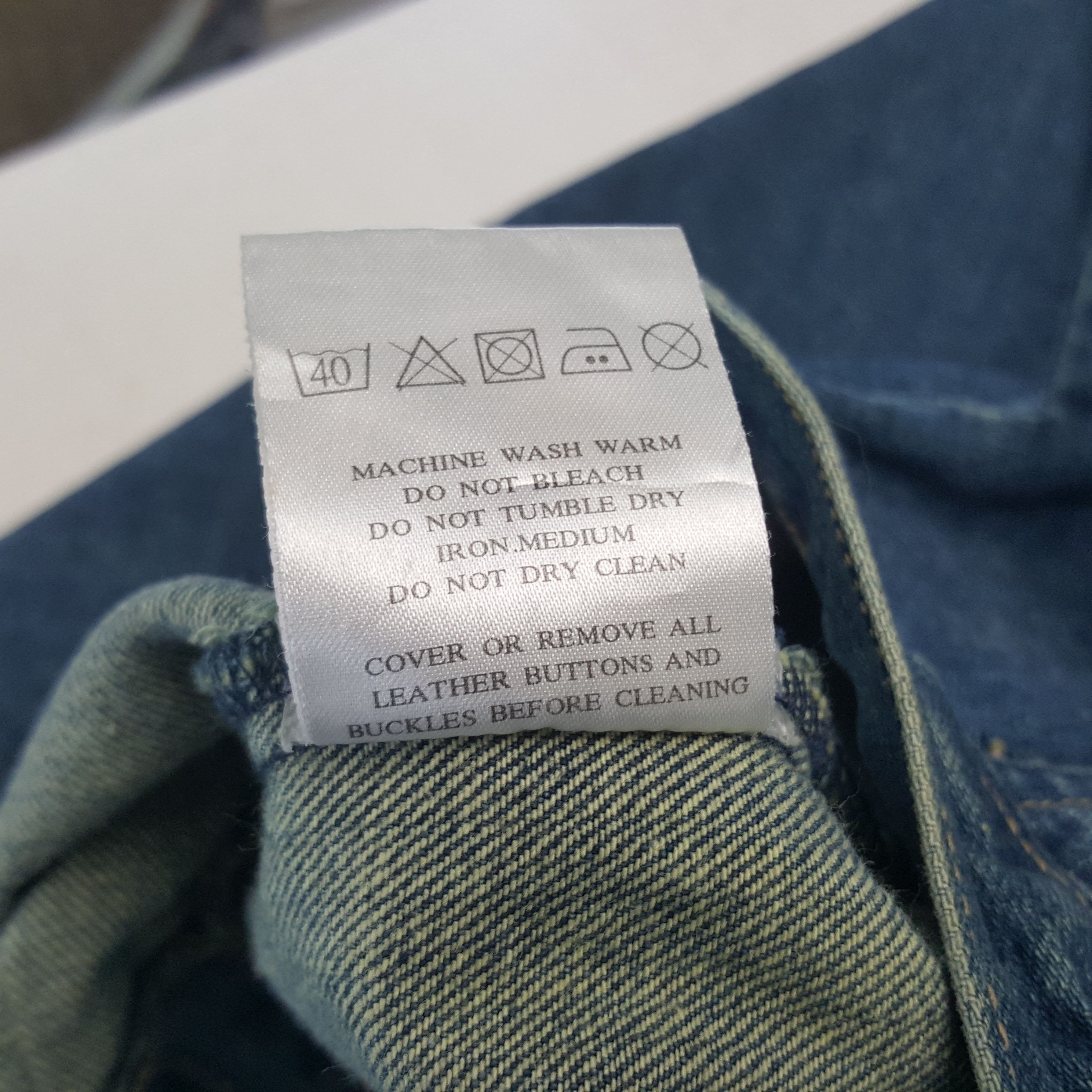 Burberry Vintage Burberry London Custom Spell Out Denim Jacket Size US S / EU 44-46 / 1 - 11 Thumbnail