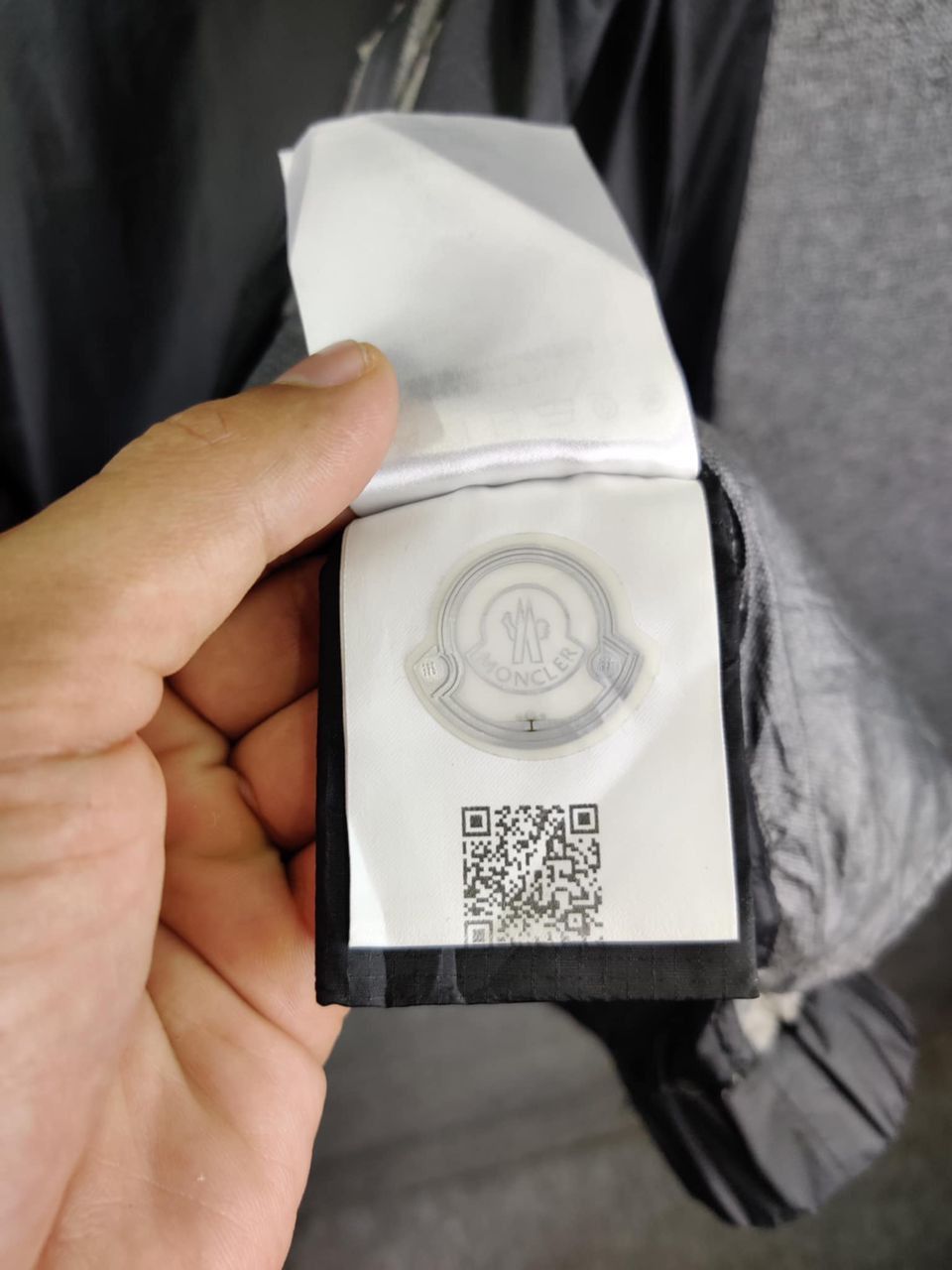Moncler Moncler Windbreaker Light Jacket Size US L / EU 52-54 / 3 - 14 Thumbnail