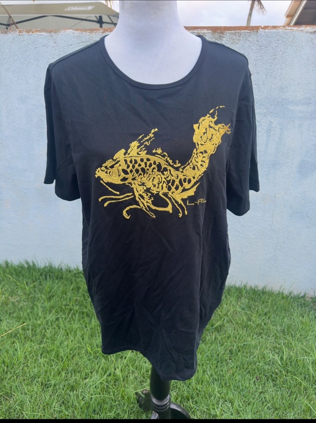 Polo Ralph Lauren Ralph Lauren Black T-Shirt With Gold Koi Fish Women's XXL Size XXL / US 16-18 / IT 52-54 - 1 Thumbnail
