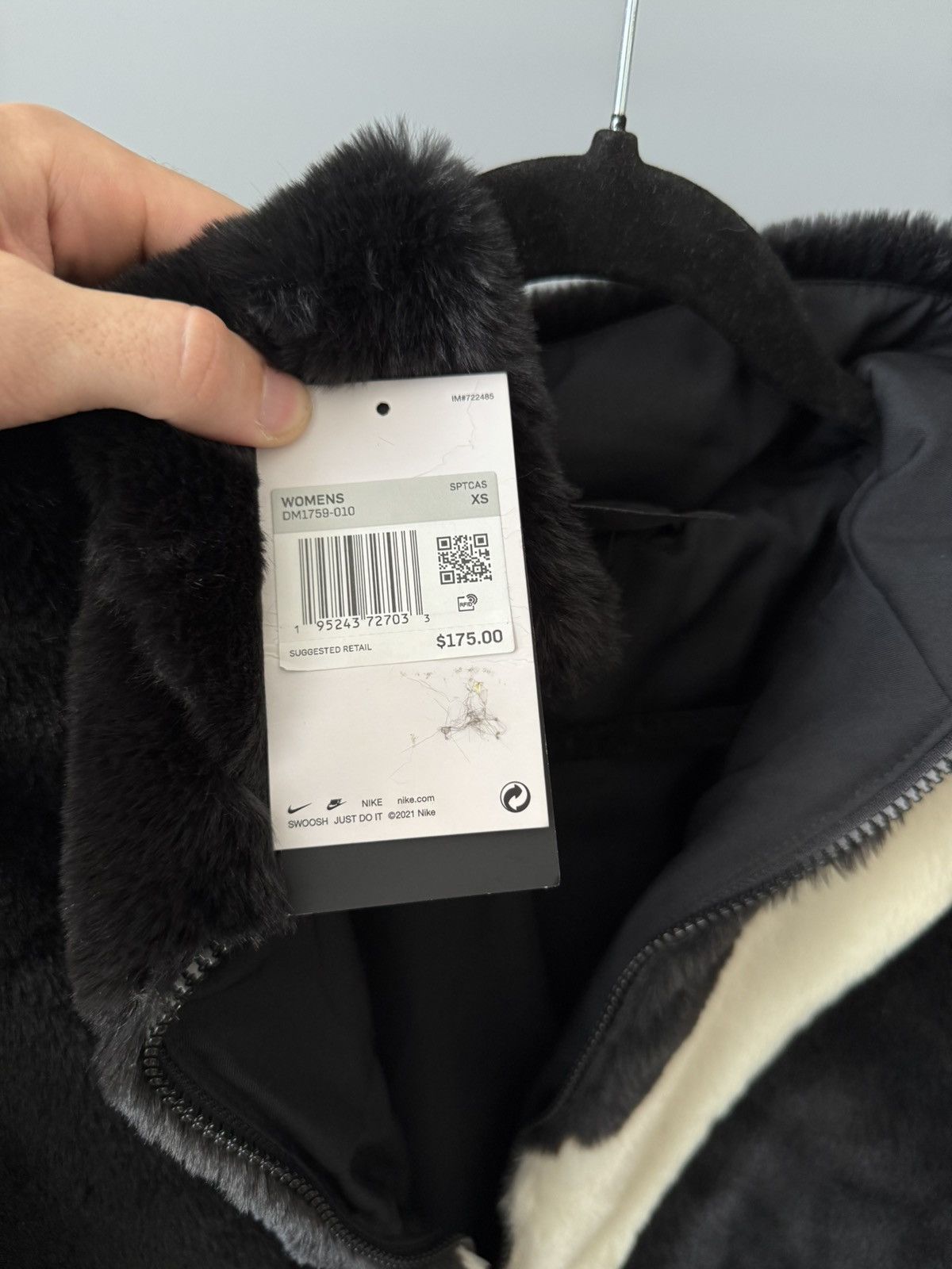 Nike Nike big swoosh faux fur new Size XS / US 0-2 / IT 36-38 - 10 Thumbnail