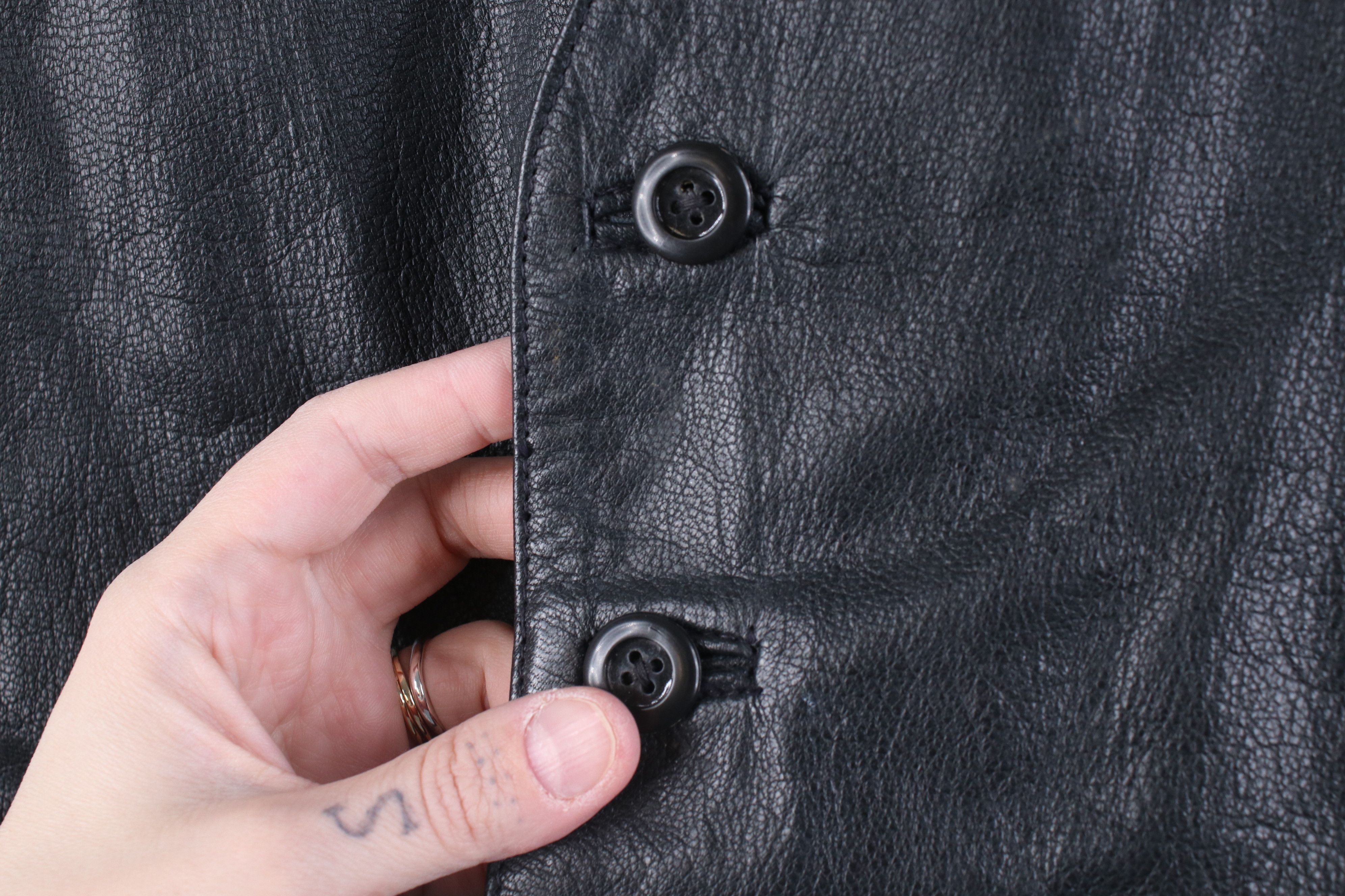 Vintage Vintage 90s Streetwear Leather Motorcycle Vest Jacket Black Size US XL / EU 56 / 4 - 6 Thumbnail