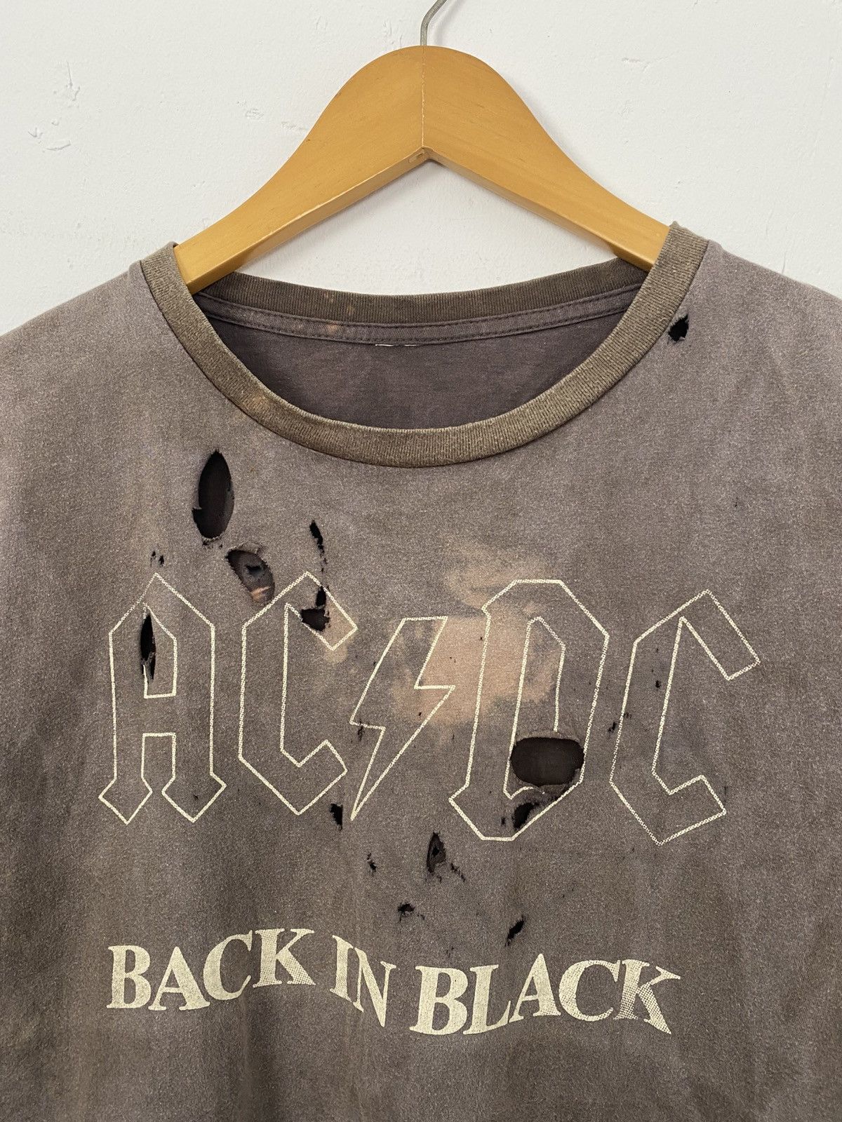 Band Tees Vintage ACDC t-shirt Size US S / EU 44-46 / 1 - 3 Thumbnail