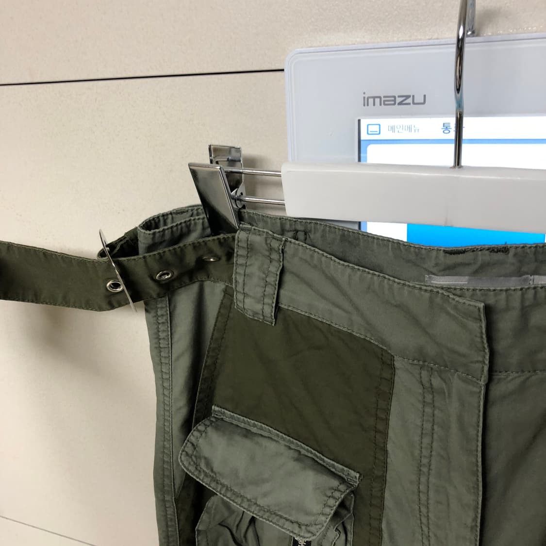 Asos asos cargo bondage pants khaki Size US 33 - 7 Thumbnail