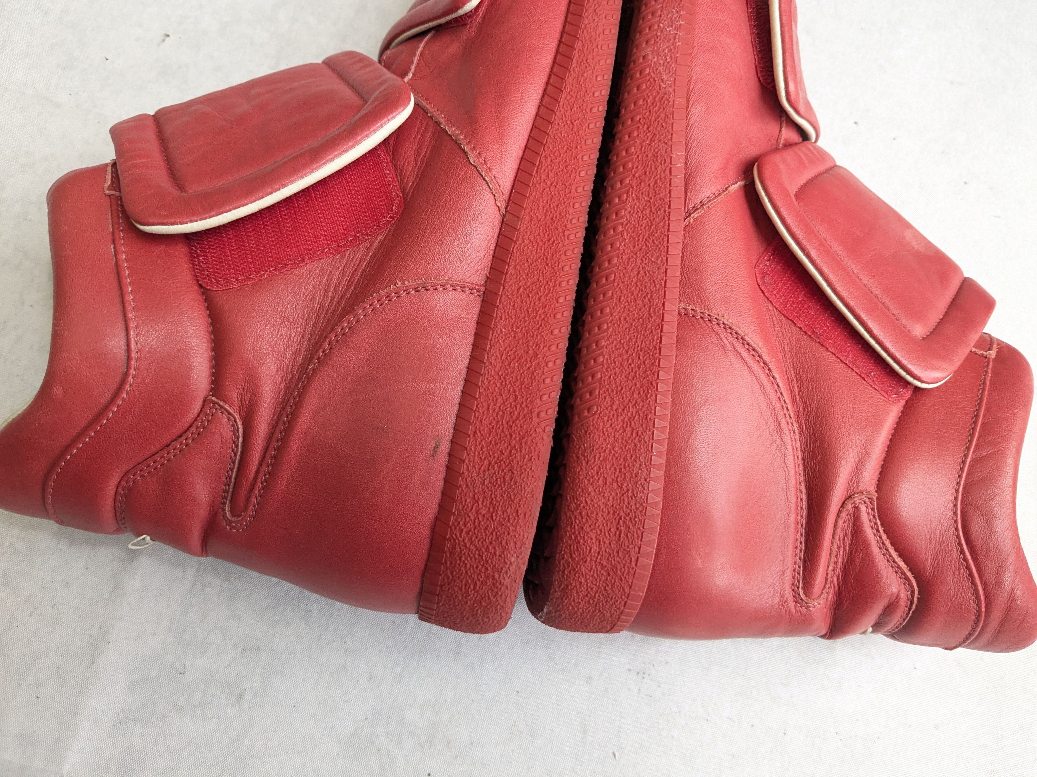 Maison Margiela Maison Margiela Clinic Sneakers Red 11 44 High Tops Leather Size US 11 / EU 44 - 9 Thumbnail
