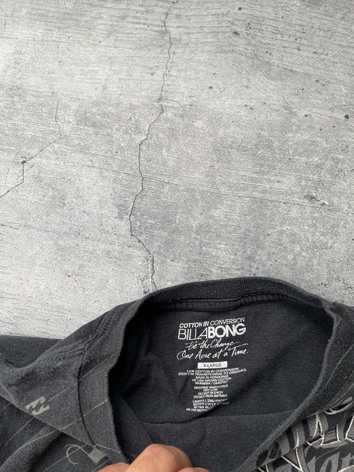 Billabong VTG 90s Super Faded Billabong Distressed Y2K T-Shirt Size US XL / EU 56 / 4 - 4 Thumbnail