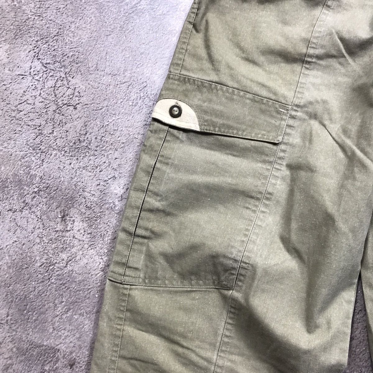 Vintage Vintage Y2K Baggy Cargo Pants Distressed Streetwear Khaki 36 Size US 36 / EU 52 - 3 Thumbnail