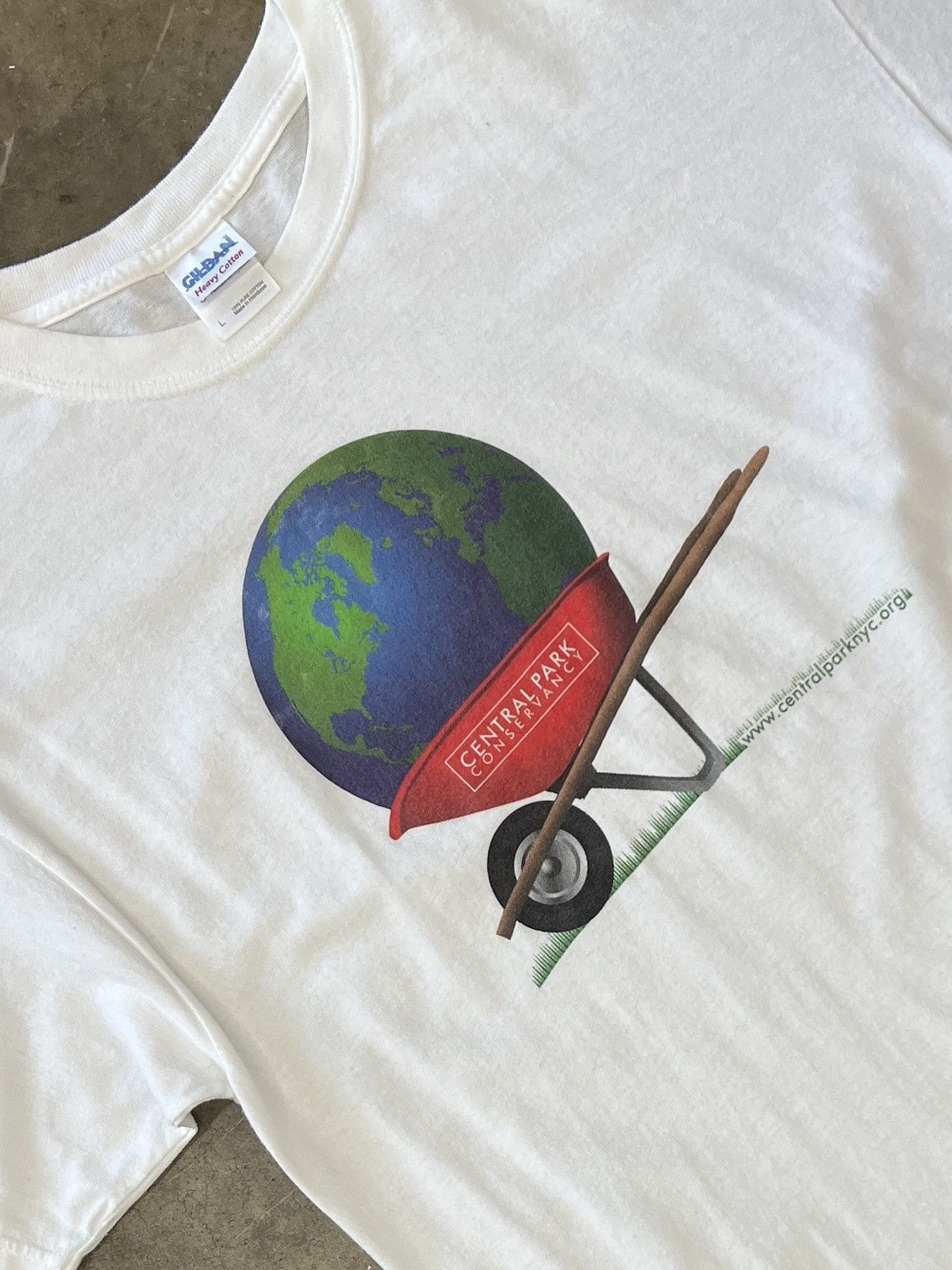 Vintage Vintage Central Park Earth Nature Tee Large Size US L / EU 52-54 / 3 - 1 Thumbnail