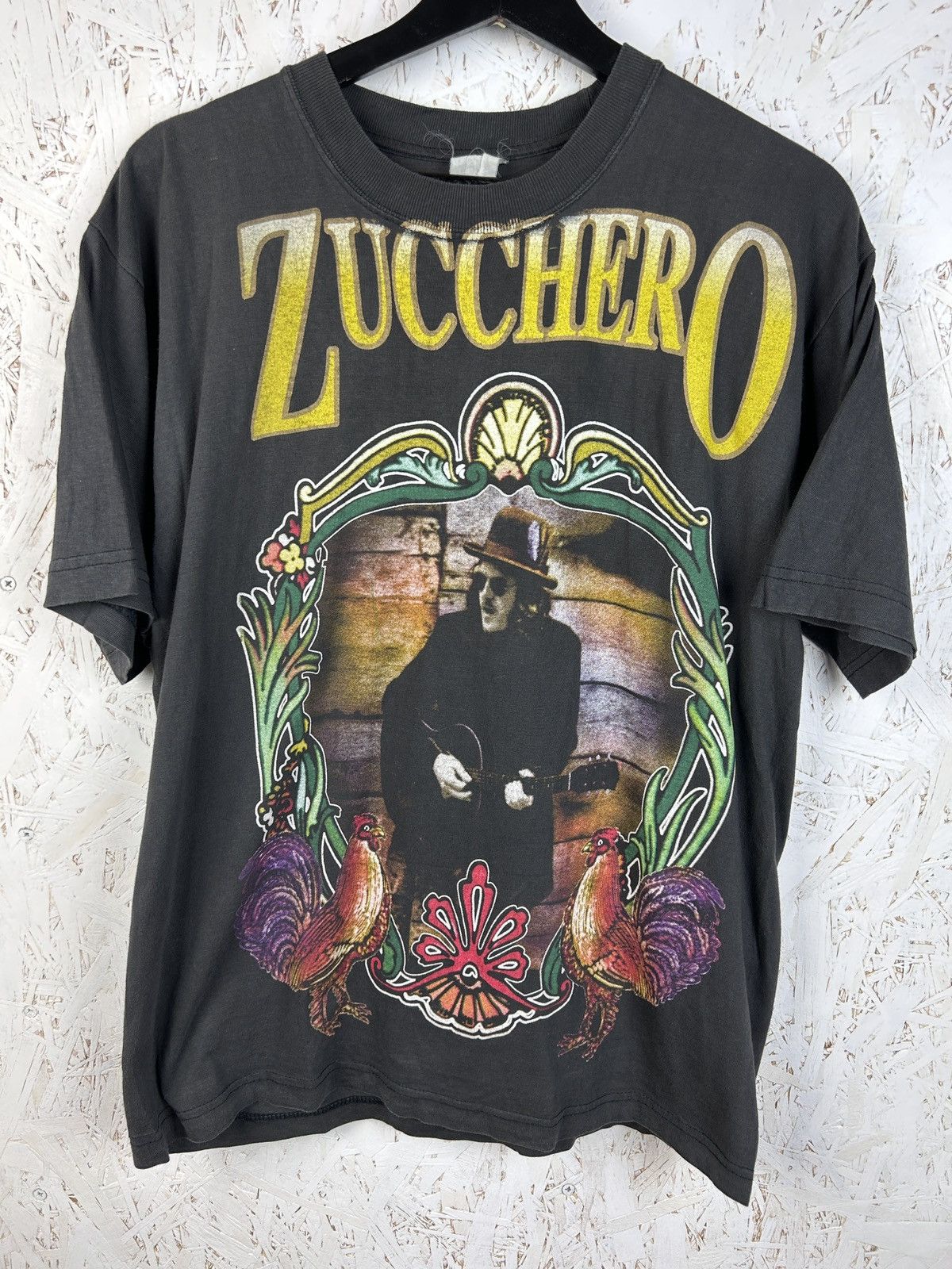 Band Tees 90s Vintage Zucchero SpiritoDiVino 1995 AOP Allover T-Shirt Size US M / EU 48-50 / 2 - 1 Thumbnail