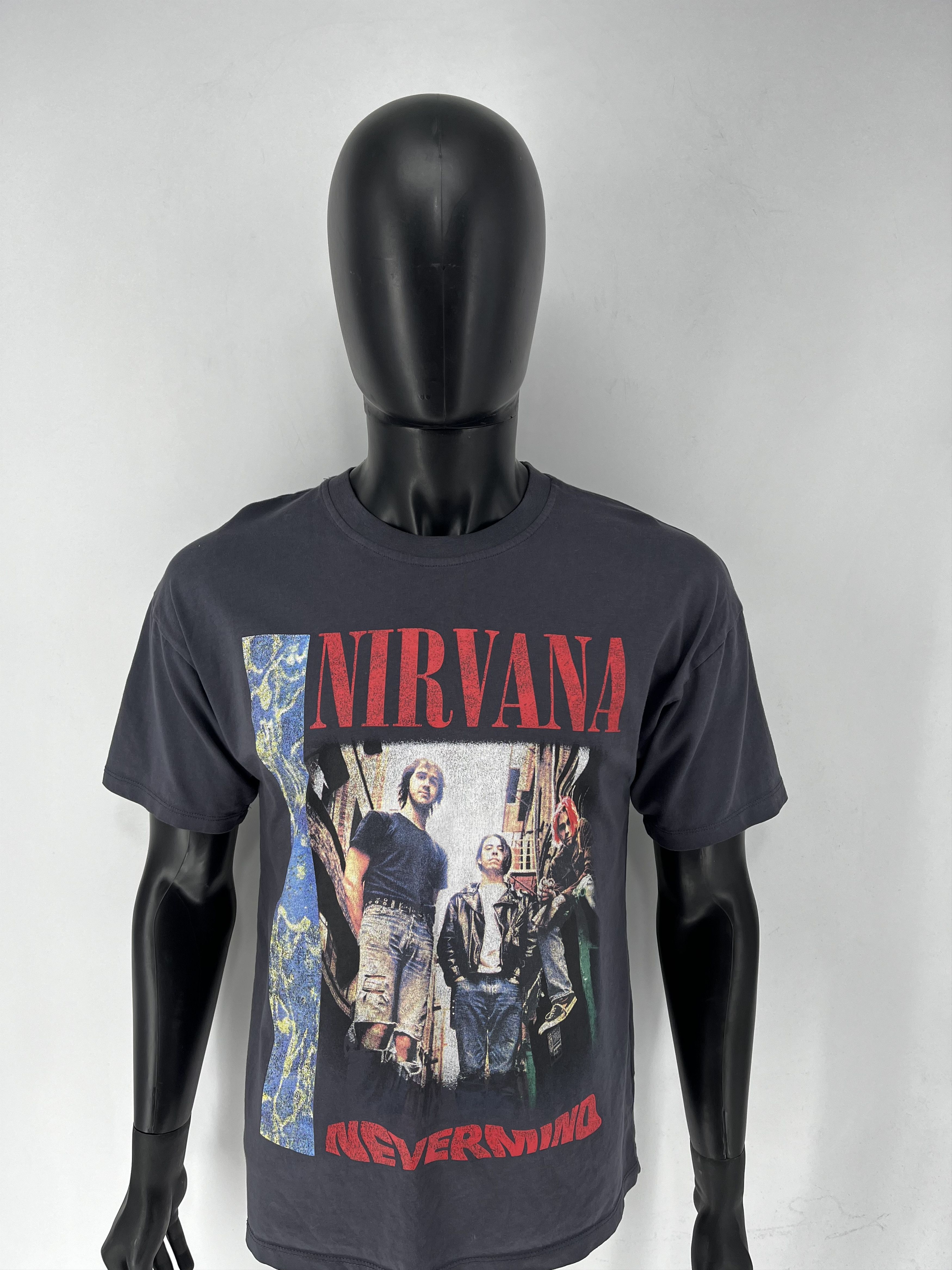 Band Tees × Vintage Vintage Y2K Nirvana Kurt Cobain Tee Print Band Tour Rock Size US XS / EU 42 / 0 - 13 Thumbnail