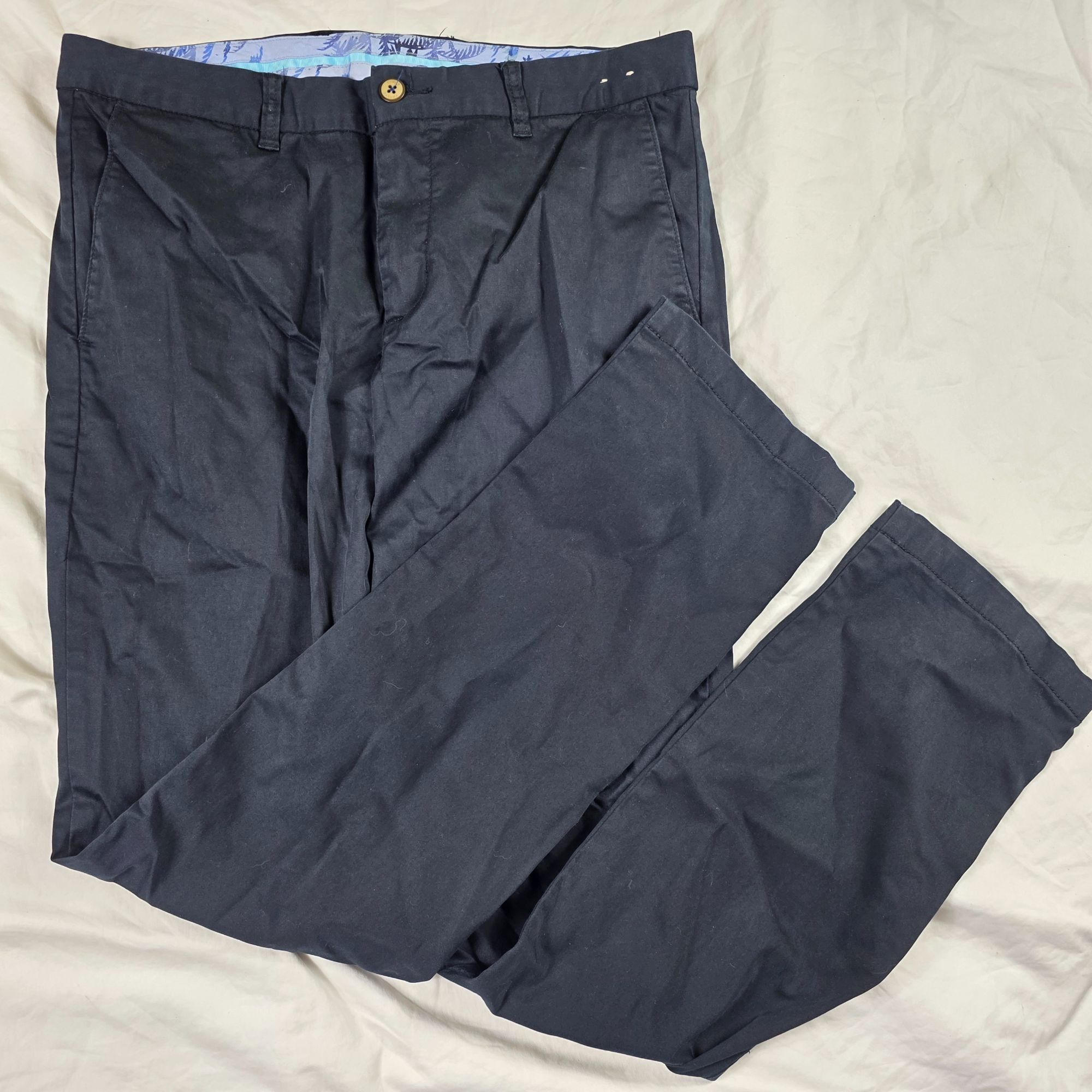 Tommy Bahama Tommy Bahama 34x34 Mens Black Chino Pants Going Out Casual W Size US 34 / EU 50 - 1 Thumbnail