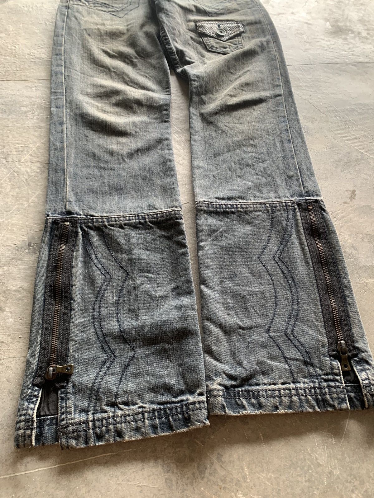 If Six Was Nine flare semantic design snake skin patch with zipper Size US 31 - 12 Thumbnail