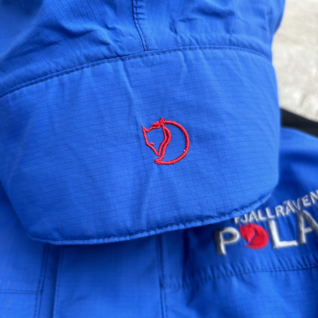 Fjallraven × Goretex × Vintage Vintage Fjallraven Polar 90s outdoor jacket Size US M / EU 48-50 / 2 - 6 Thumbnail