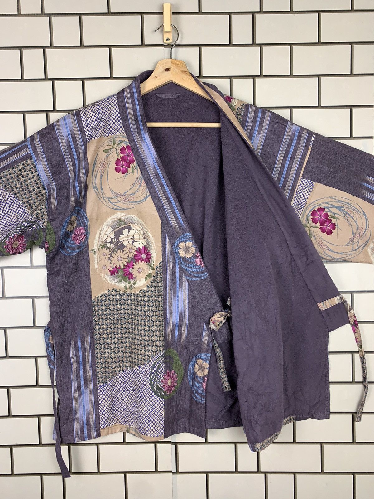 Japanese Brand × Vintage Vintage Japanese Brand Kimono Traditional Flora Designer Size US M / EU 48-50 / 2 - 4 Thumbnail
