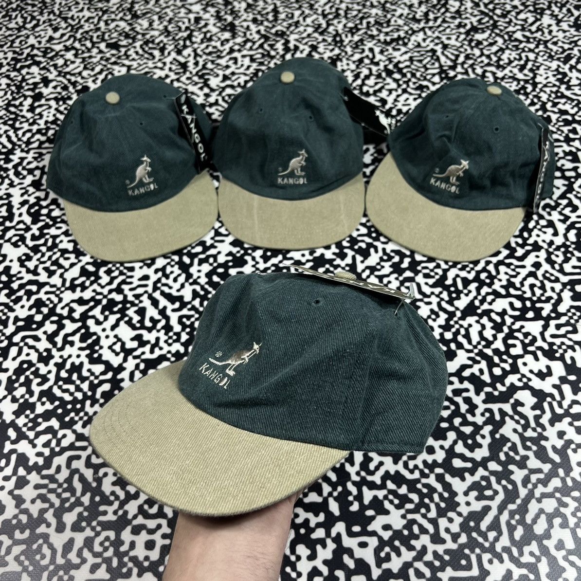 Kangol Vintage Y2K Kangol Retro Casual Style Basic Cap Size ONE SIZE - 1 Thumbnail