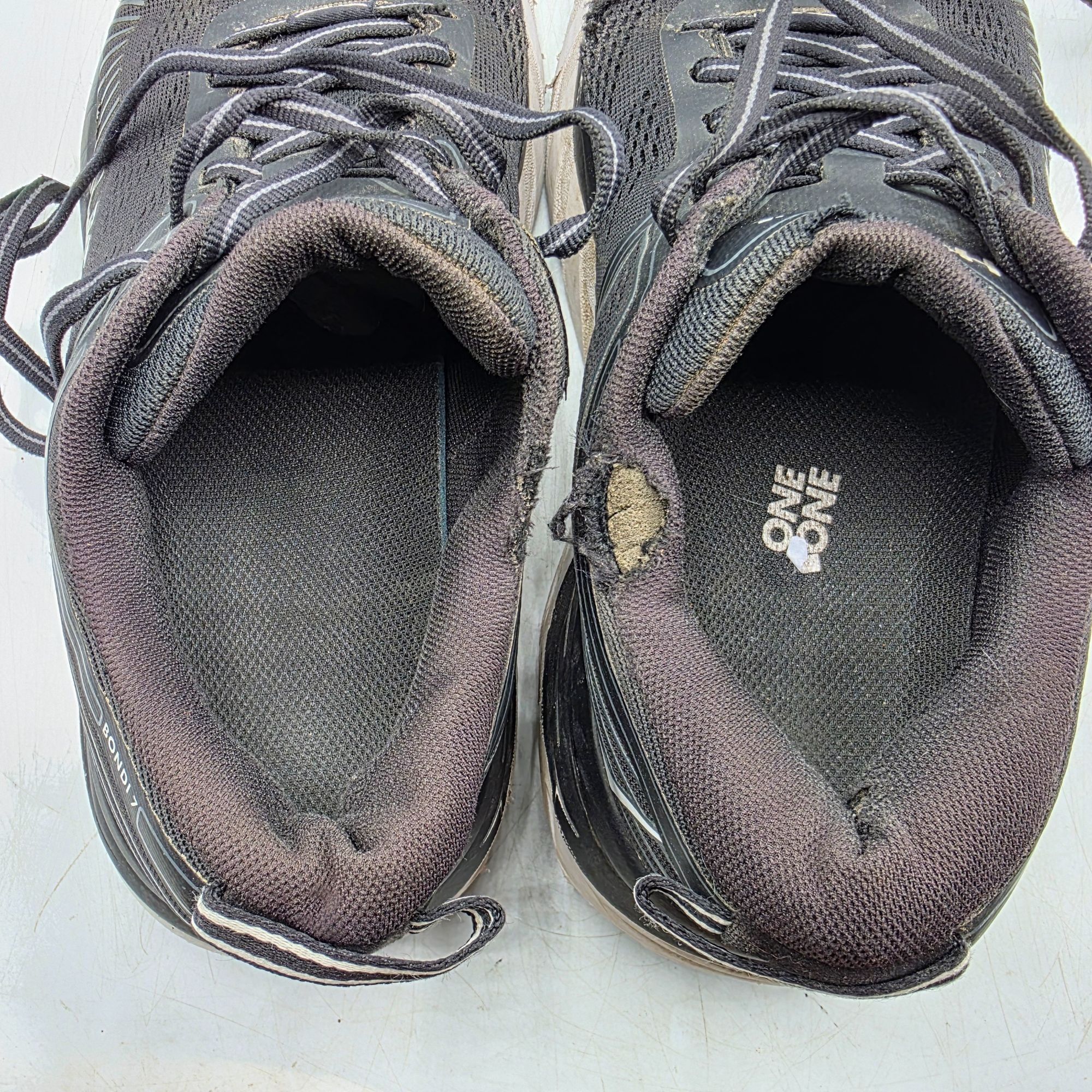 Hoka Hoka One One Bondi 7 Womens Size 8 D Wide Black Athletic Sho Size US 8 / IT 38 - 5 Thumbnail