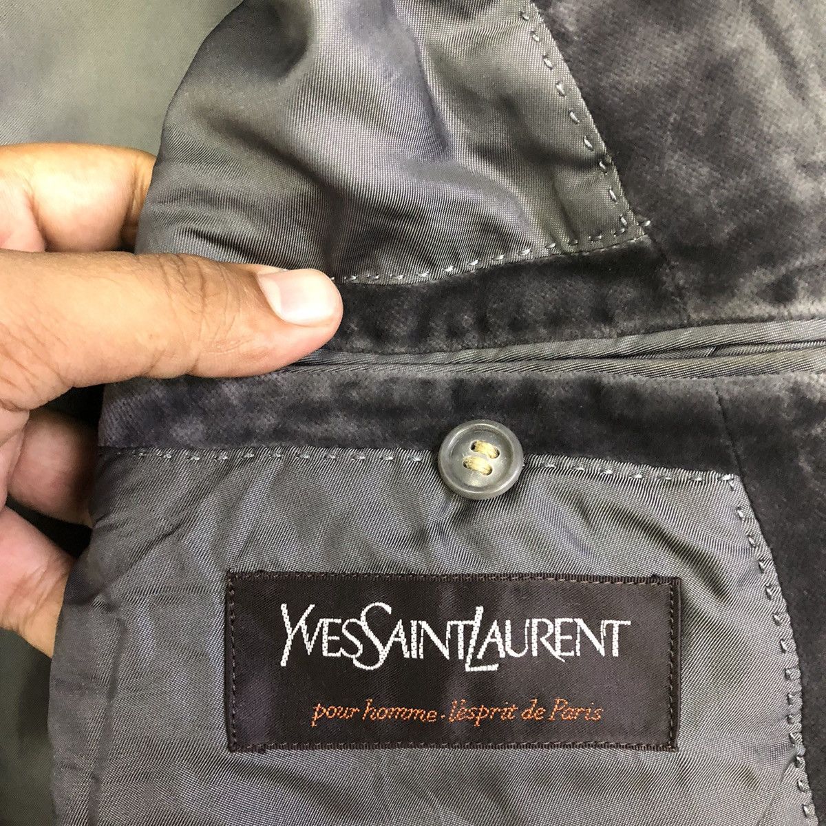 Yves Saint Laurent Vintage Yves Saint Laurent Paded Outerwear Blazer Size 36R - 10 Thumbnail