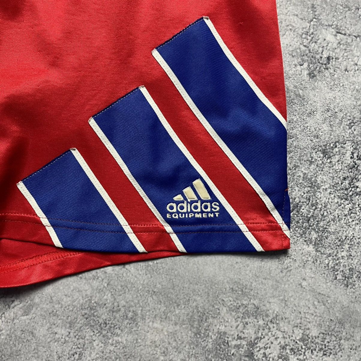 Adidas Vintage Adidas Equipment FC Bayern Munich 1991/1993 Shorts Size US 32 / EU 48 - 5 Thumbnail