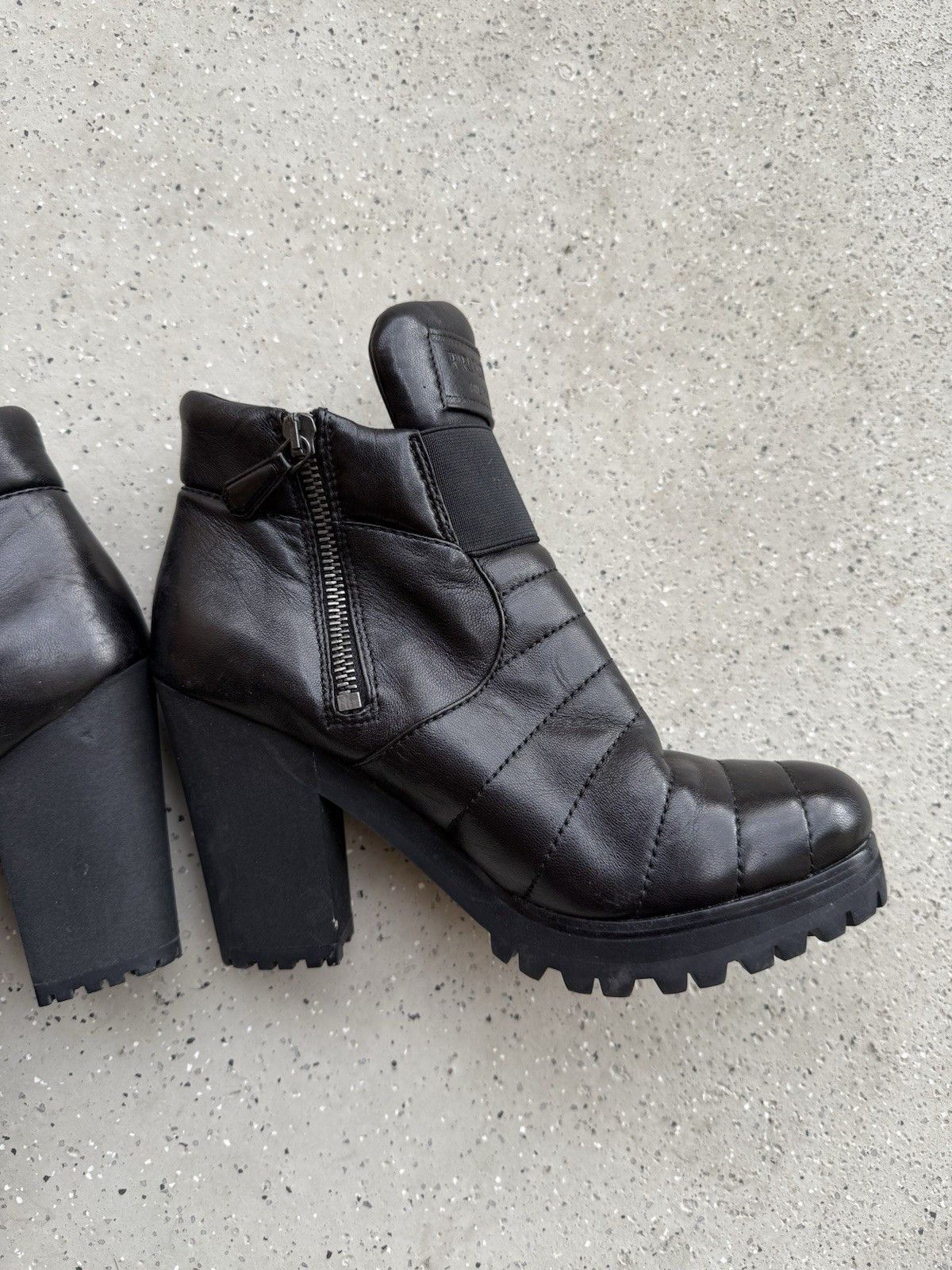 Prada DDP Prada Leather Heeled Boots Quilted Ankle Size 36.5 Size US 6.5 / IT 36.5 - 5 Thumbnail