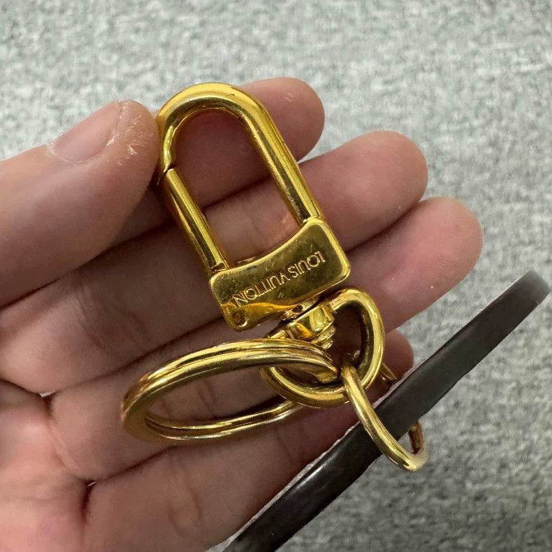 Louis Vuitton louis vuitton valentines day keychain-2507 Size ONE SIZE - 5 Thumbnail