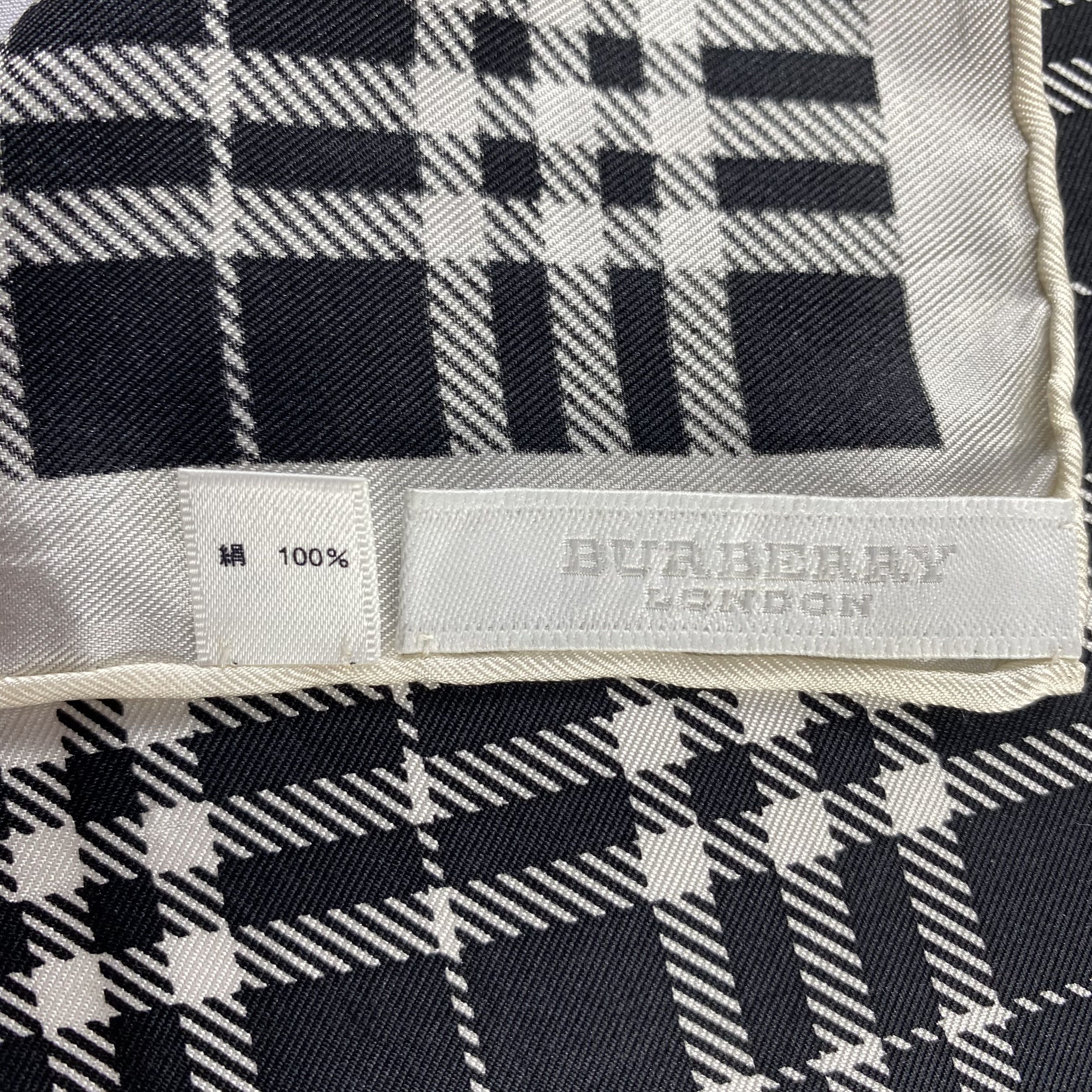 Burberry × Vintage Burberry Handkerchief / Neckerchief / Bandana-P682 Size ONE SIZE - 5 Thumbnail