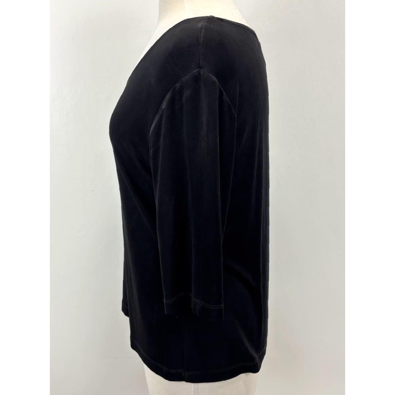 Vintage Chicos Travelers Top Shirt L Black Vneck Stretch Half Sleeve Womens Shirt Large US Size 2 Regular Casual Travel Size L / US 10 / IT 46 - 2 Thumbnail