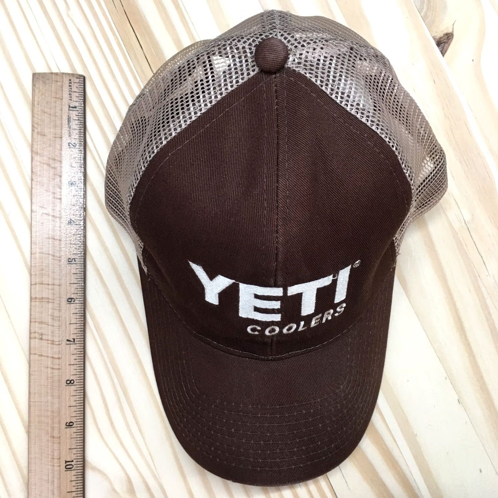 Yeti Yeti Trucker Hat Mens Brown OS Adjustable Curved Brim Embroidered Logo Hat Size ONE SIZE - 3 Thumbnail