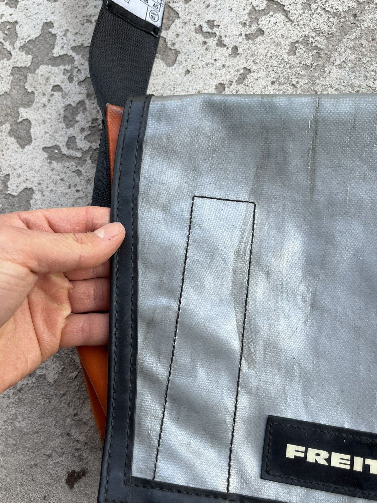Freitag Vintage Freitag F11 Lassie Recycled Messenger Bag Crossbody Size ONE SIZE - 4 Thumbnail