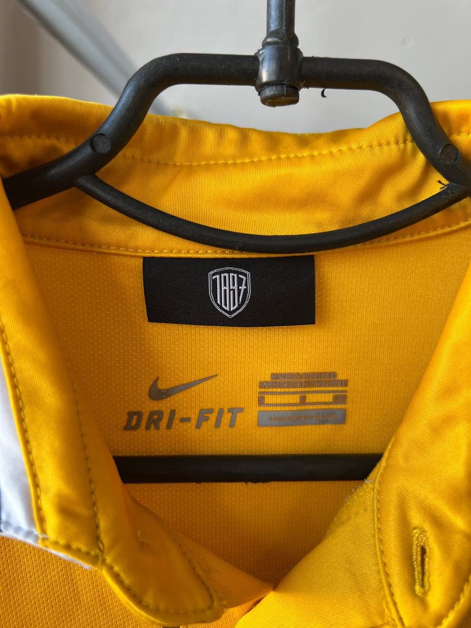 Nike 2013/14 JUVENTUS FC AWAY SOCCER JERSEY FOOTBALL SHIRT NIKE S Size US L / EU 52-54 / 3 - 6 Thumbnail
