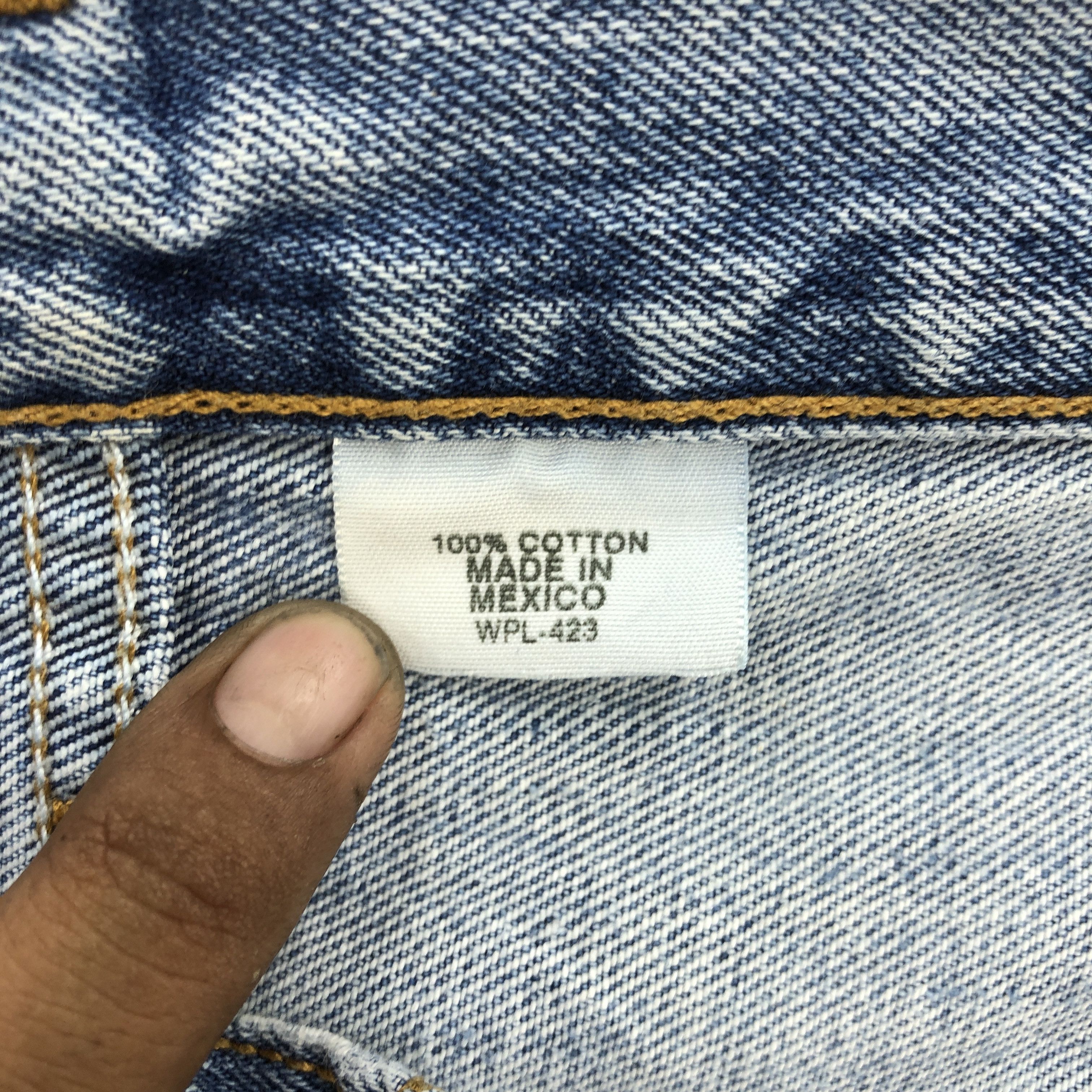 Levi's Y2K Levis 501 Distressed Jeans Levi's Faded Light Wash Denim Size US 36 / EU 52 - 7 Thumbnail