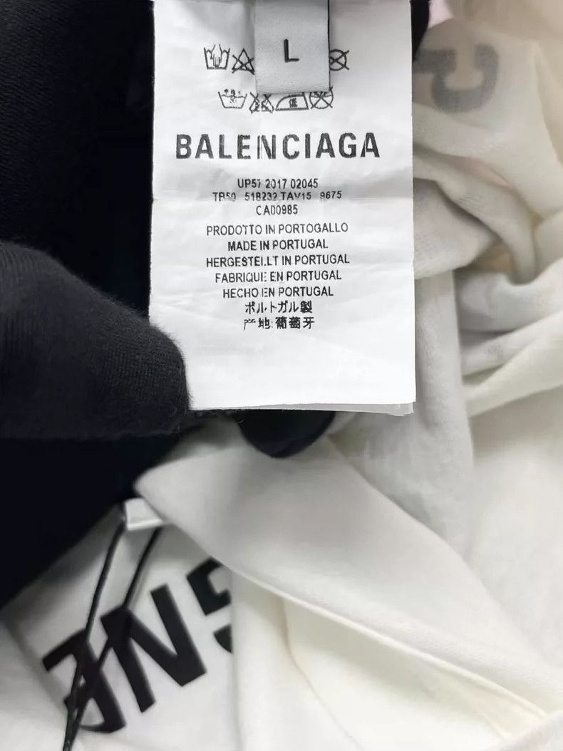 Balenciaga Balenciaga White reverse cursive letters logo printed shor Size US L / EU 52-54 / 3 - 5 Thumbnail