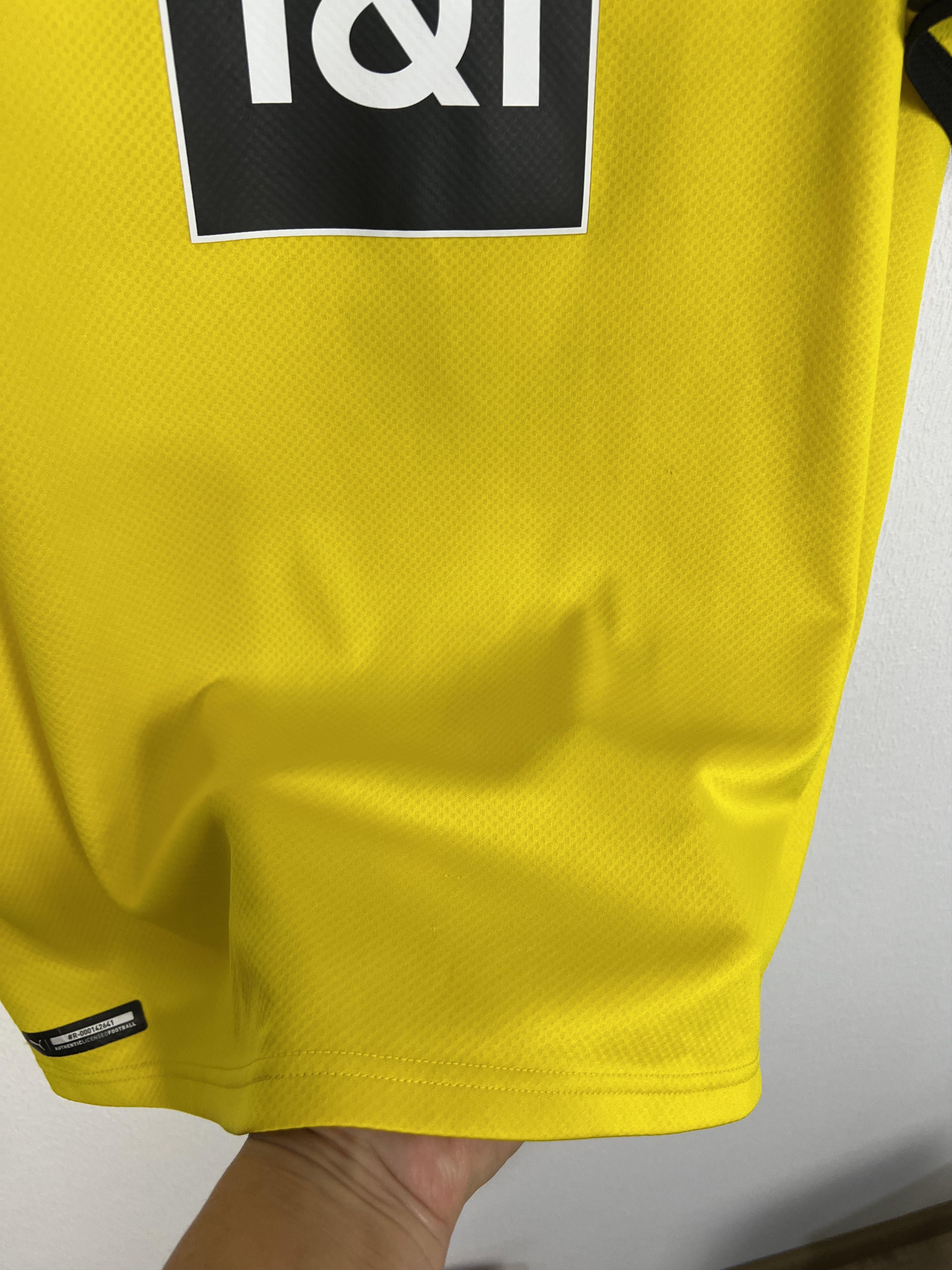 Puma Borussia Dortmund Home football shirt 2021 Soccer Puma Size US XL / EU 56 / 4 - 8 Thumbnail