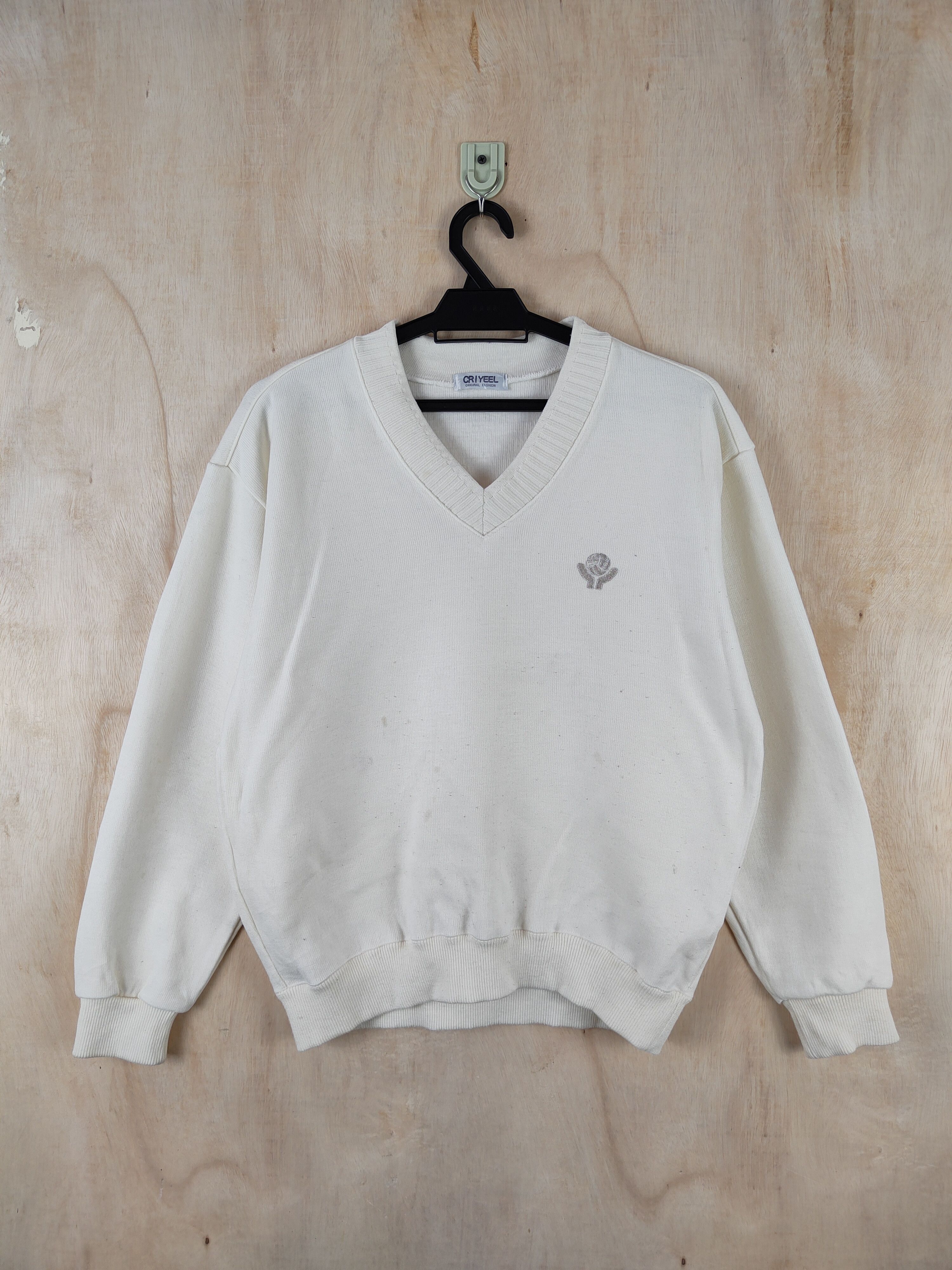 Japanese Brand × Vintage Criyeel Cream vintage Sweatshirts #S2637 Size M / US 6-8 / IT 42-44 - 1 Thumbnail