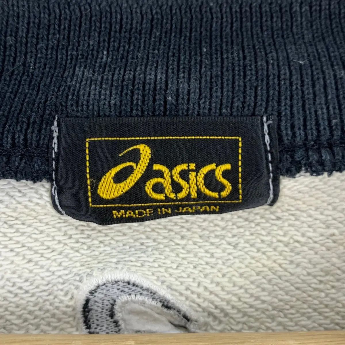 Asics Vintage ASICS JAPAN KOBE Football Gear Sweater Pullover Size US XXL / EU 58 / 5 - 7 Thumbnail
