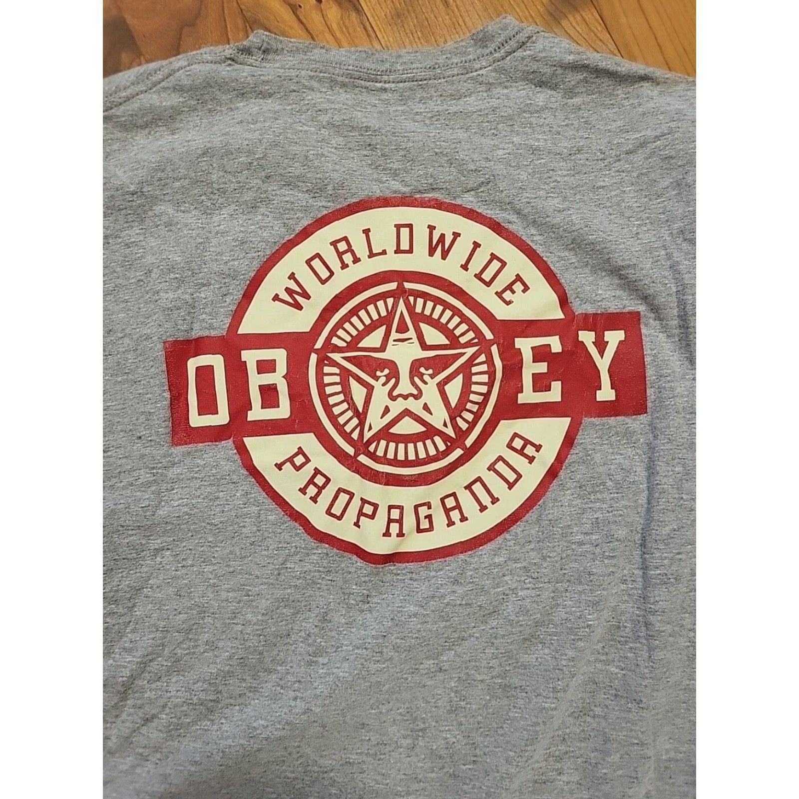 Obey Obey Tshirt Worldwide Propaganda Large Gray Short Sleeve Size US L / EU 52-54 / 3 - 2 Thumbnail