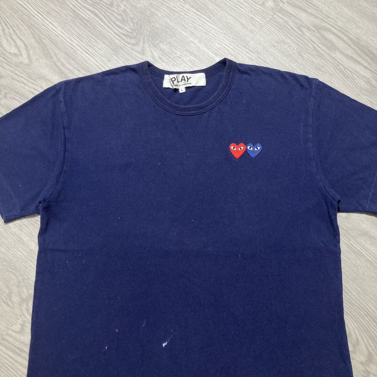 Comme des Garcons PLAY 🇯🇵AD 2019 Comme Des Garcons Play Double Heart Patch Tee Navy Size US M / EU 48-50 / 2 - 2 Thumbnail