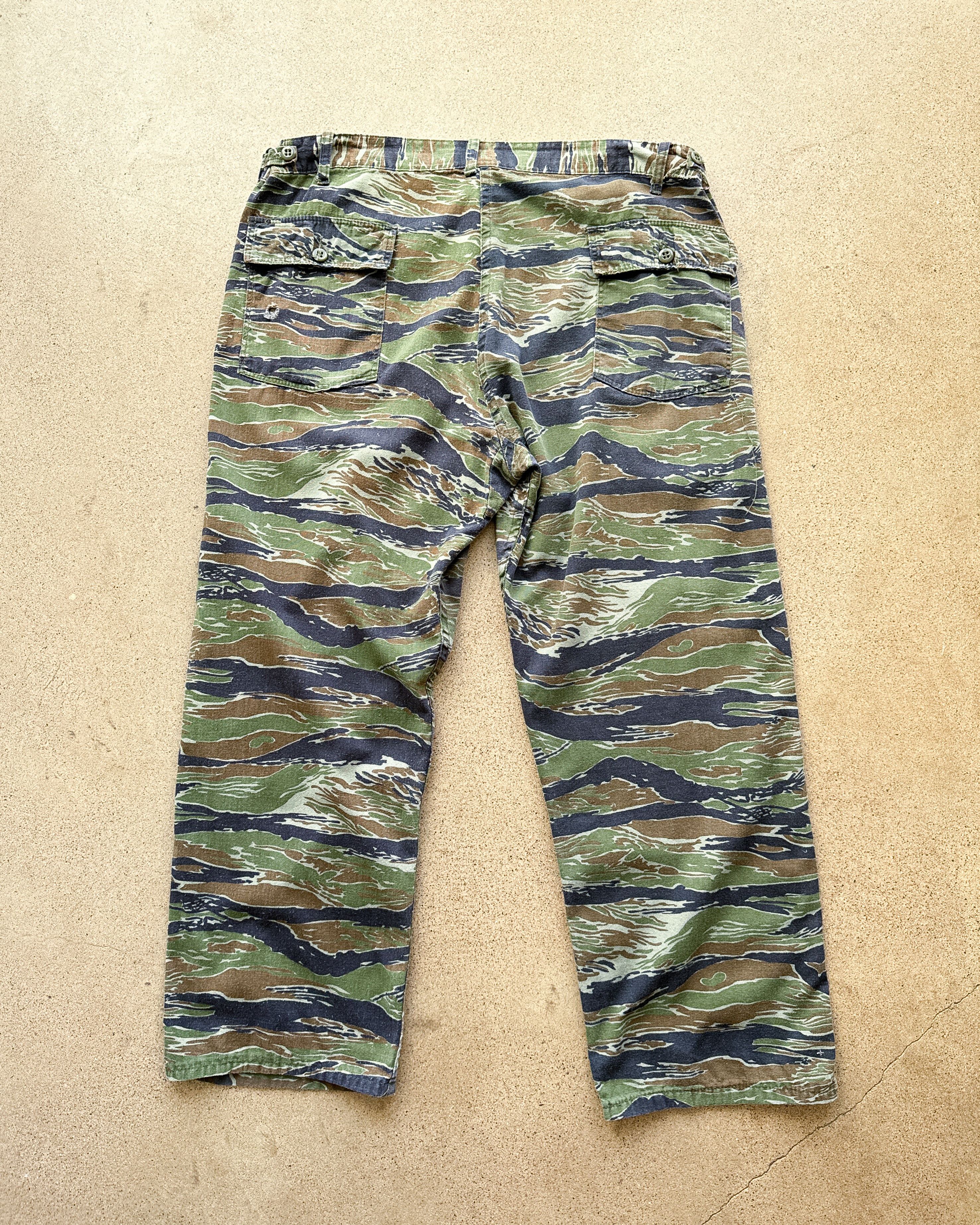 Vintage Vintage 1960s US Army Tiger Stripe Camo Pants Vietnam Era Size US 40 / EU 56 - 5 Thumbnail