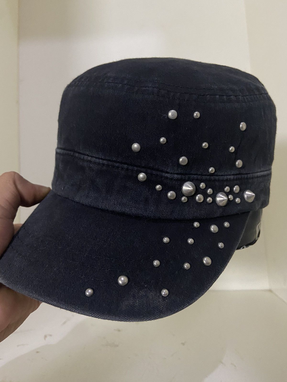 Japanese Brand 2000s sprinkled punk hat Size ONE SIZE - 5 Thumbnail