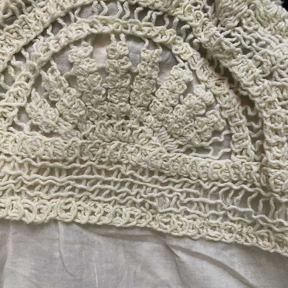 Designer Used White Hand Made Naomi Bluse M Size M / US 6-8 / IT 42-44 - 4 Thumbnail